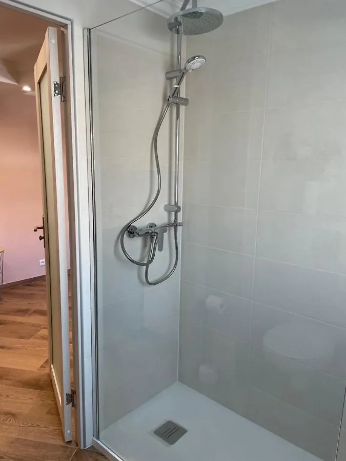 Studio With Swimming Pool 80 Meters Near The Beach Nice France